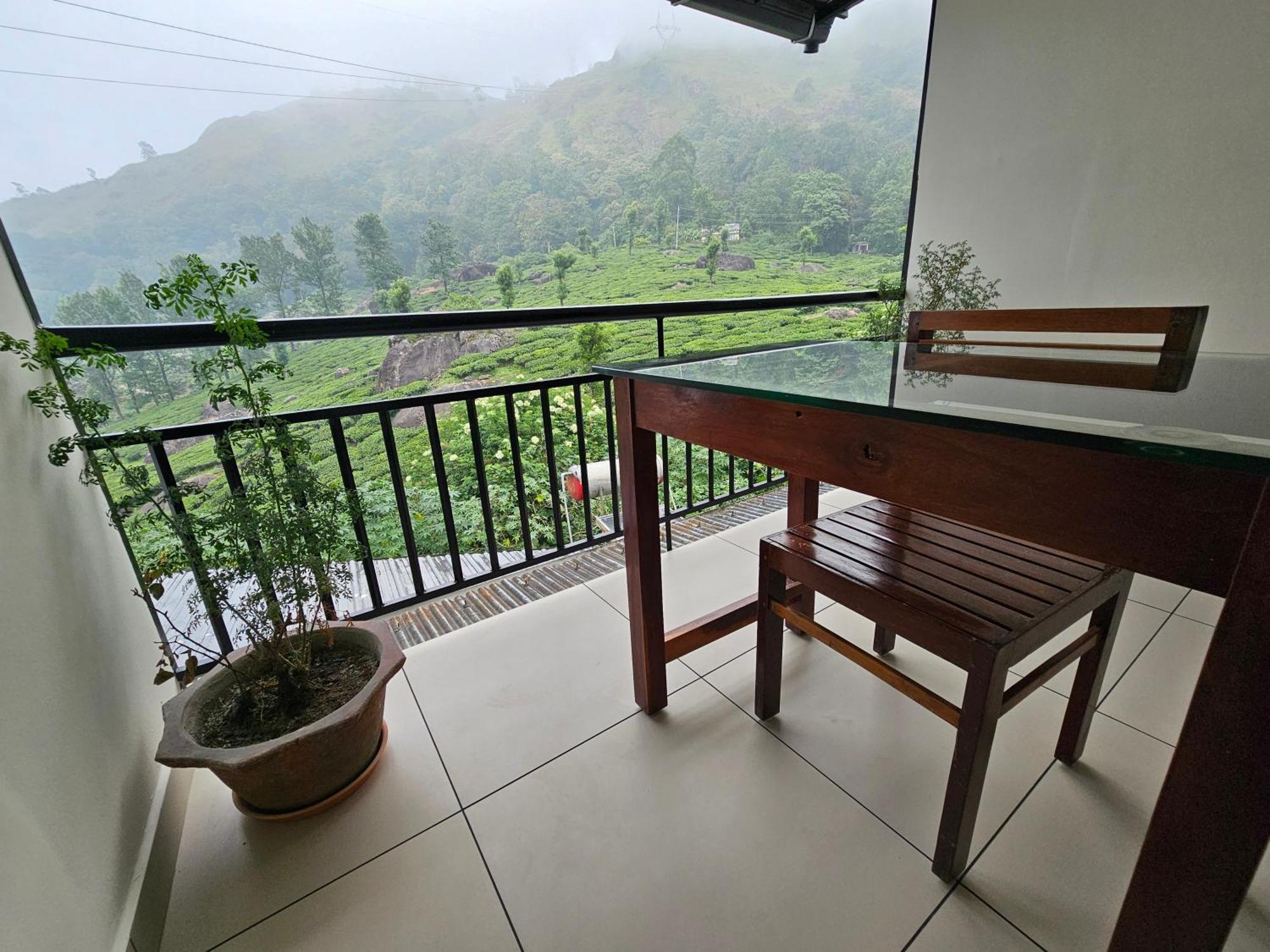 Tea Dale - All Rooms With Tea Estate View Munnar Kültér fotó
